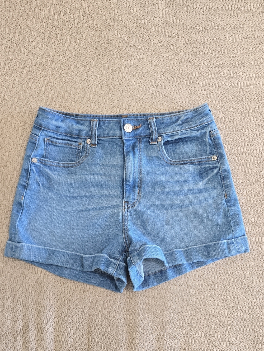 American Eagle Mom Stretch Short Cuffed Hem Shorts - Size 2